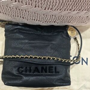 CC Black Cavier Mini C22